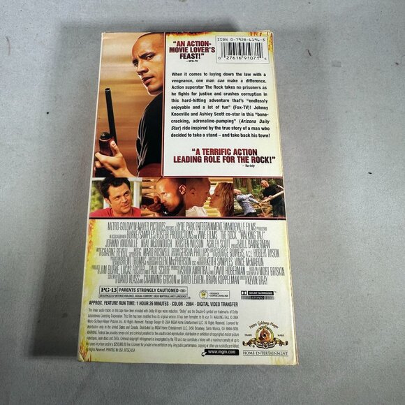 Walking Tall The Rock PG13 Metro Goldwyn Mayer VHS Action Movie 2004 Drama - Picture 2 of 3